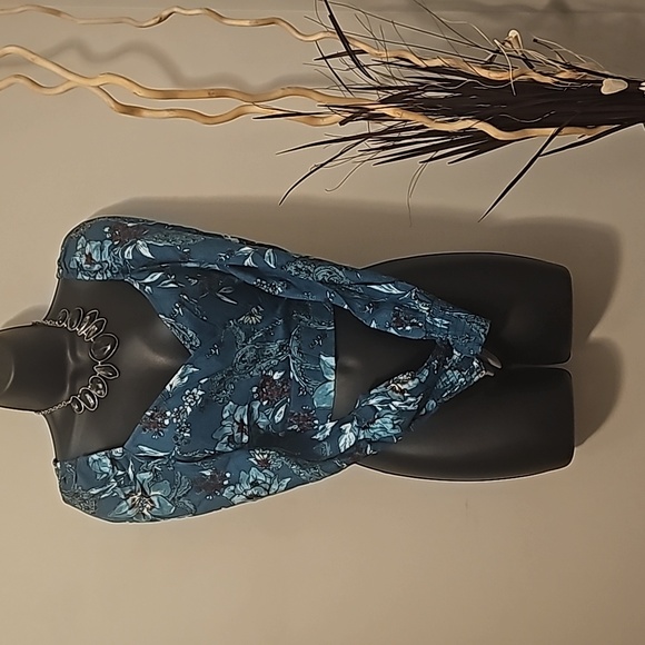 BOG Collective BAND OF THE FREE XS CROP TOP LONG SLEEVED - Picture 1 of 5